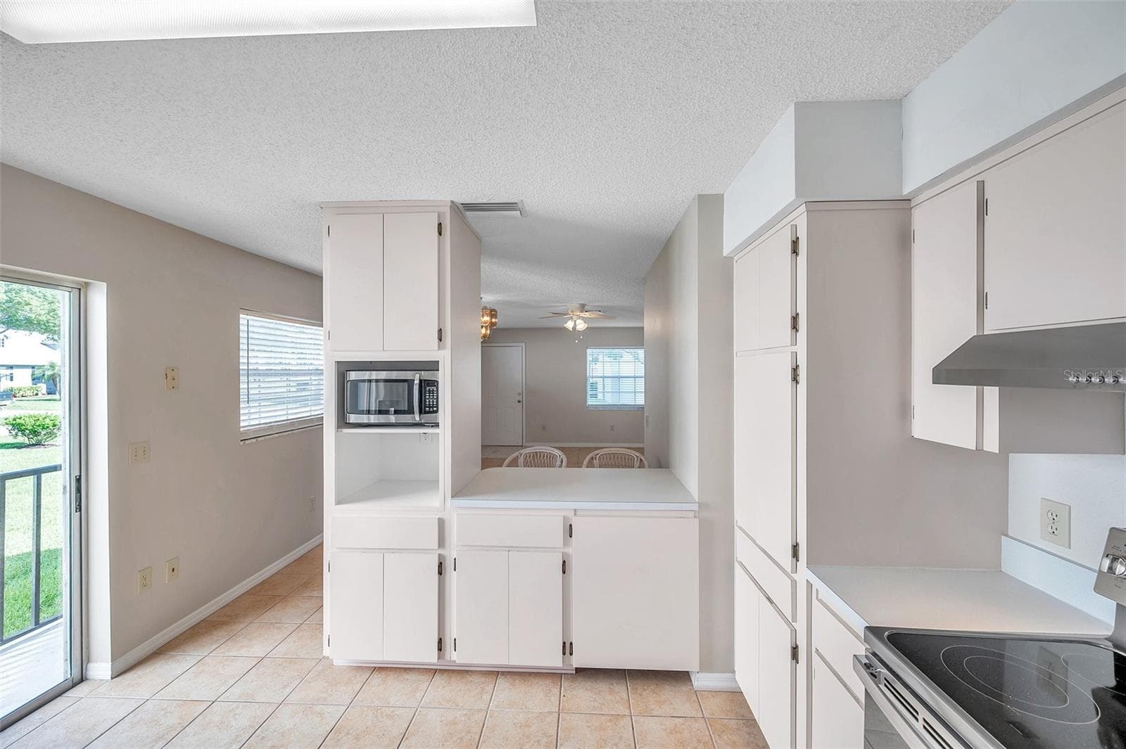 Condominium at 6632 HICKORYWOOD LN #4B, NEW PORT RICHEY, photo 14 of 42