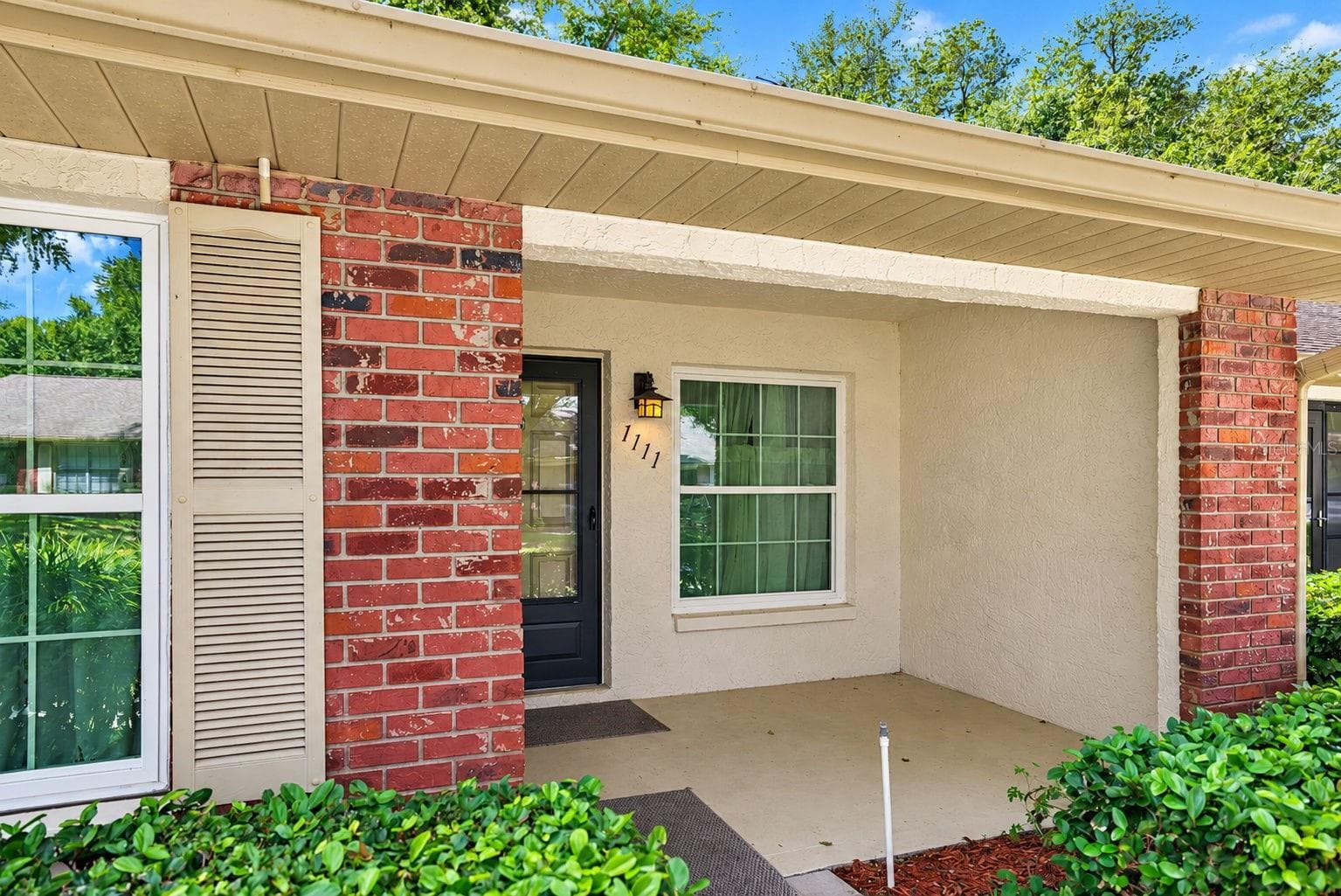 Condominium at 1111 TARRIDON CT #1111, DUNEDIN, photo 3 of 40