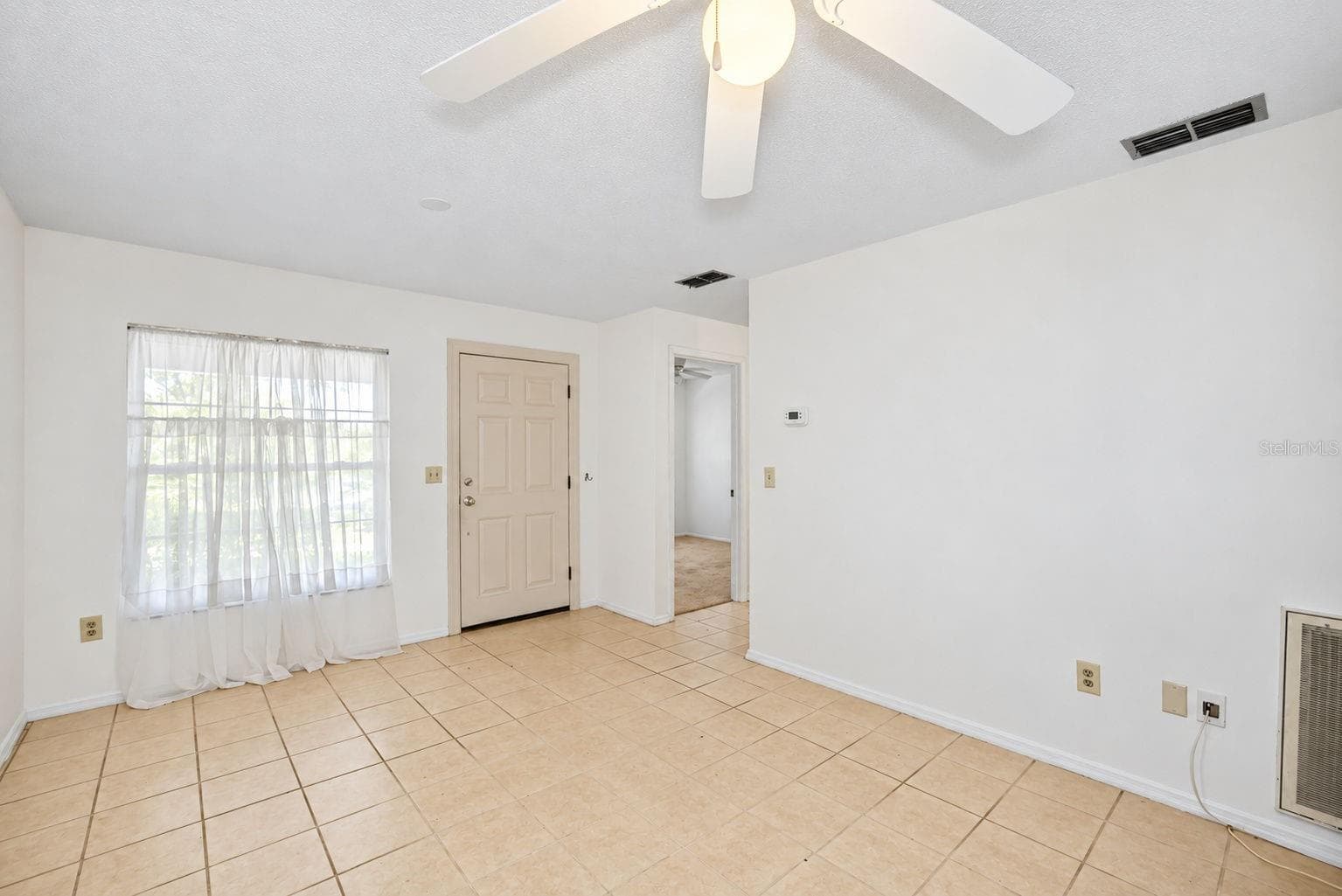 Condominium at 1111 TARRIDON CT #1111, DUNEDIN, photo 7 of 40