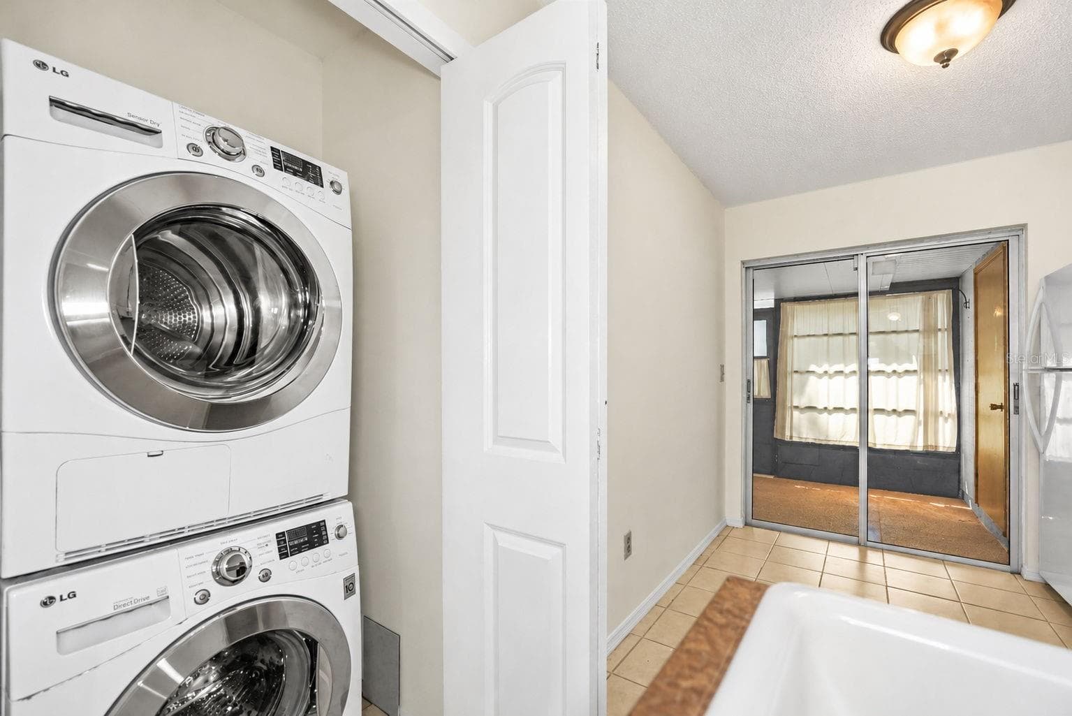 Condominium at 1111 TARRIDON CT #1111, DUNEDIN, photo 13 of 40