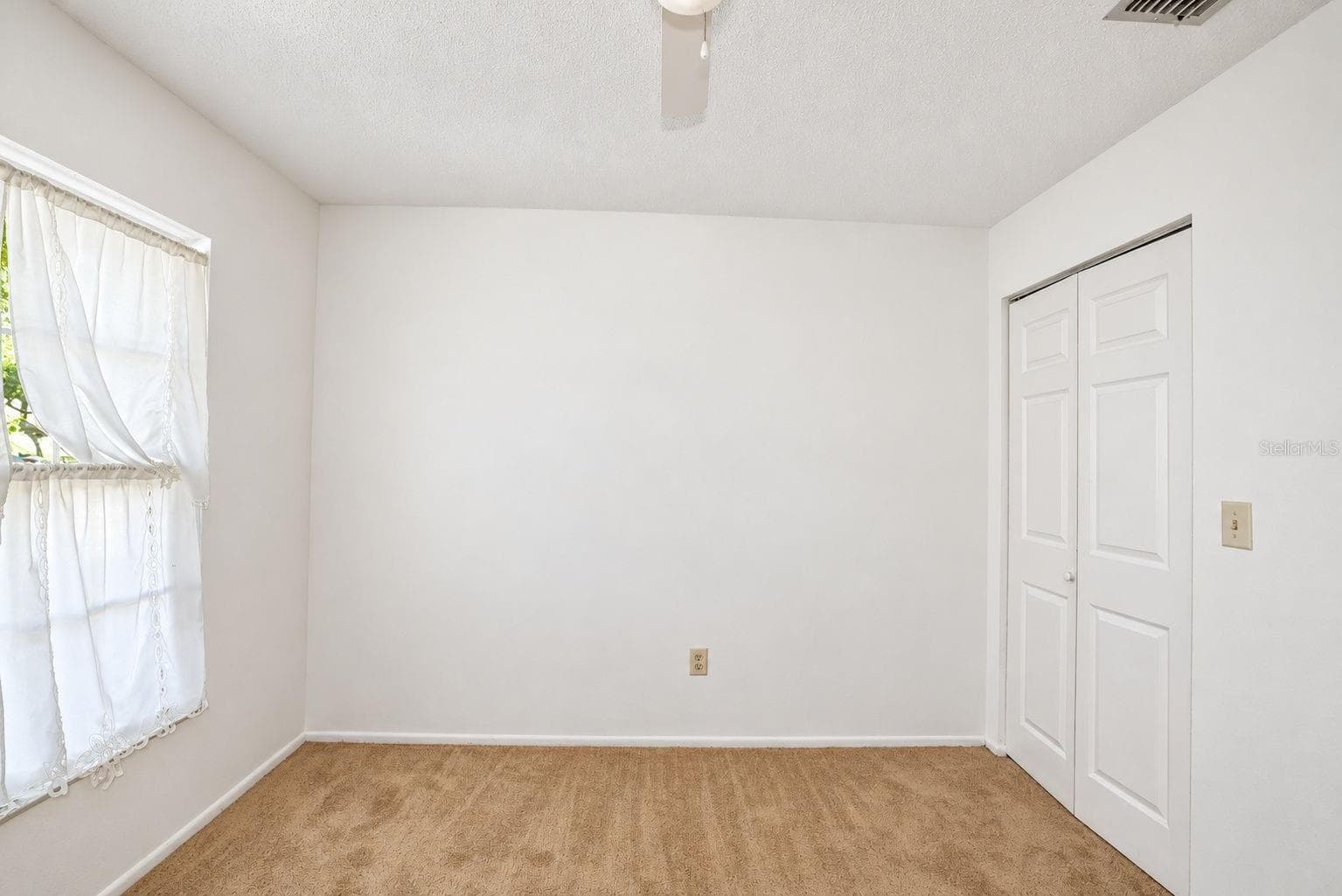 Condominium at 1111 TARRIDON CT #1111, DUNEDIN, photo 16 of 40