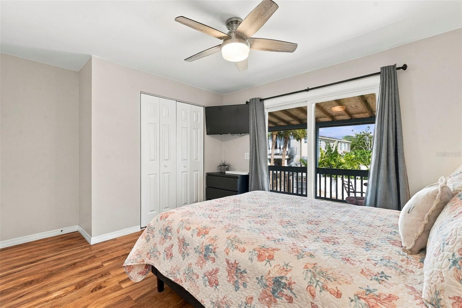 Duplex at 1809 1ST ST, INDIAN ROCKS BEACH, photo 33 of 50