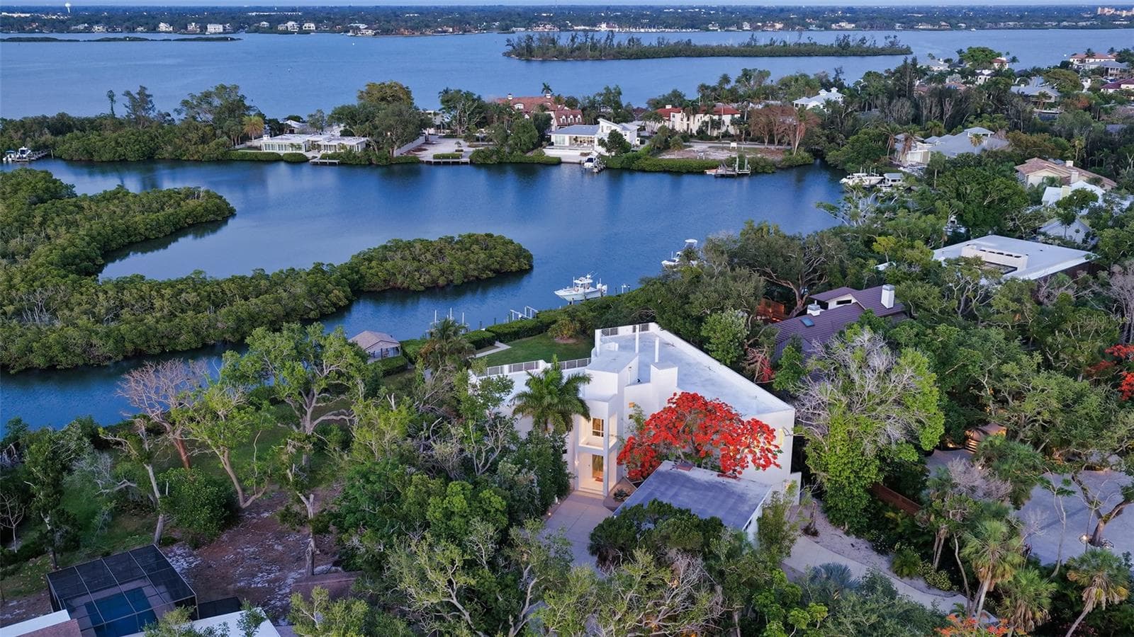 Single Family Residence at 4317 MIDNIGHT PASS RD, SARASOTA, photo 7 of 68