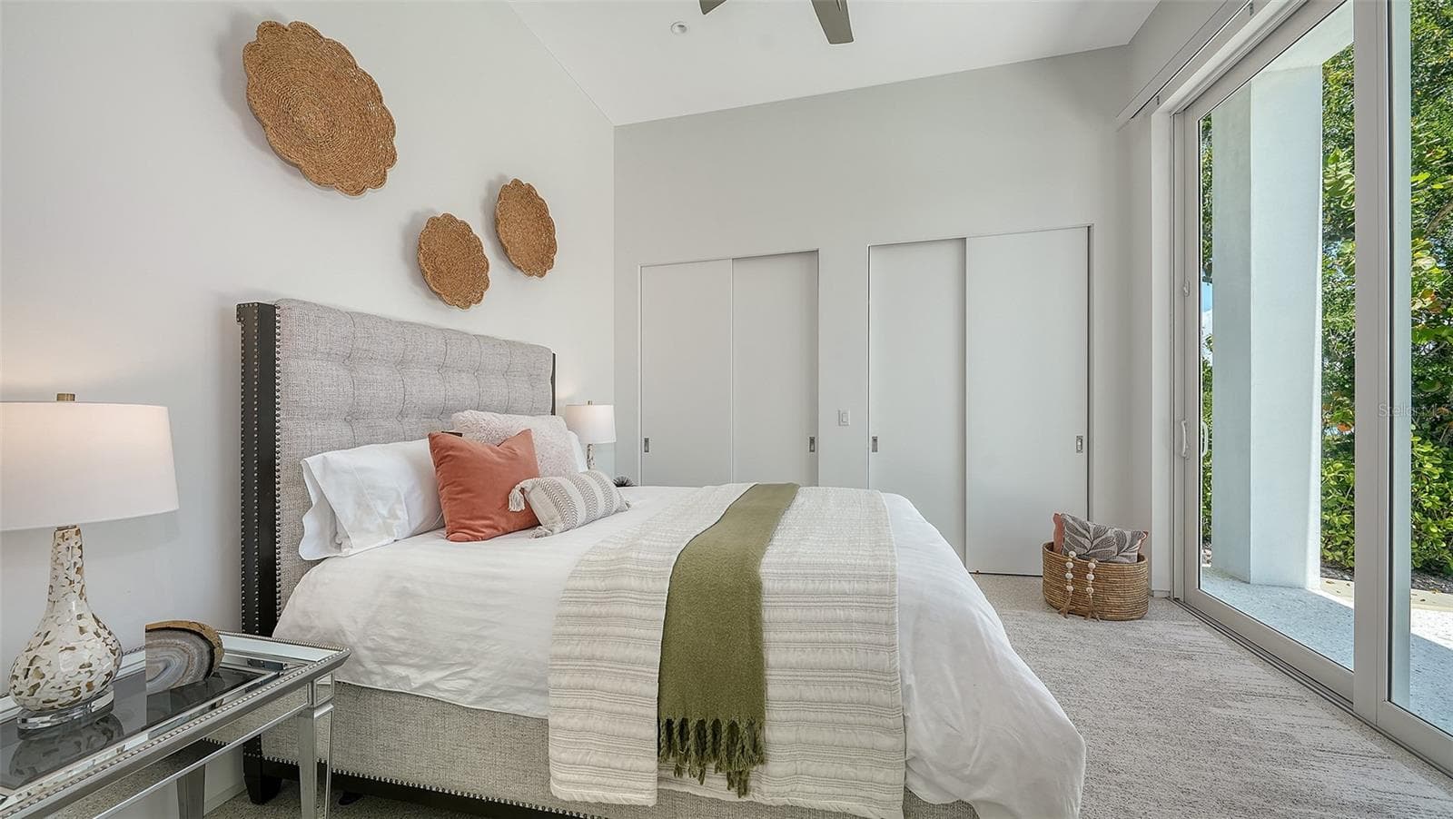 Junior suite on the 1st floor - 4317 MIDNIGHT PASS RD, SARASOTA