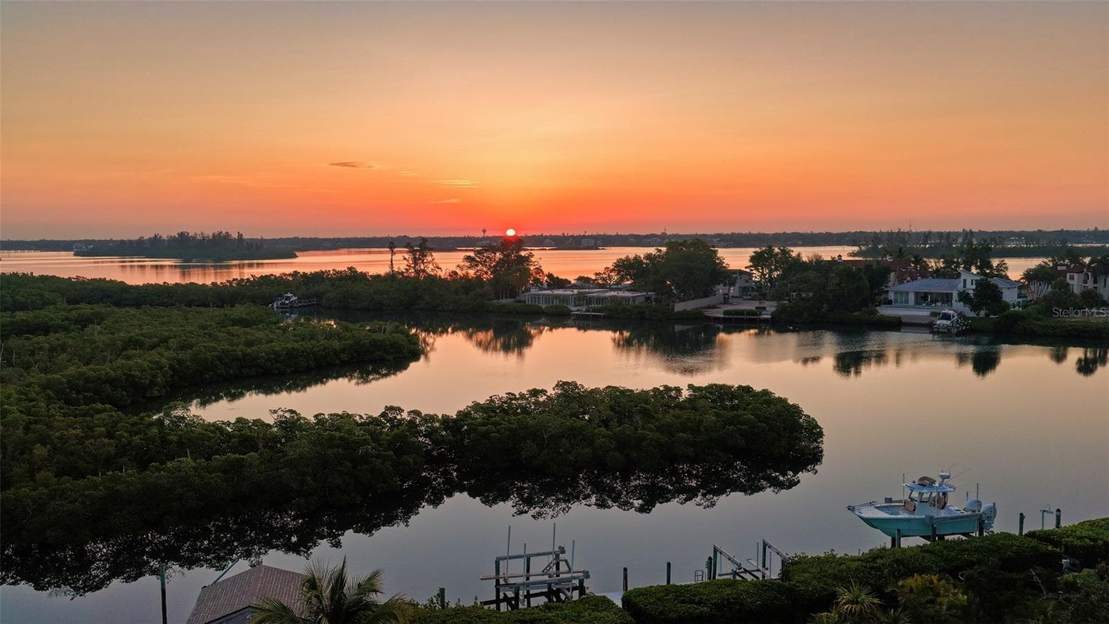 Sunrise from the rooftop - 4317 MIDNIGHT PASS RD, SARASOTA
