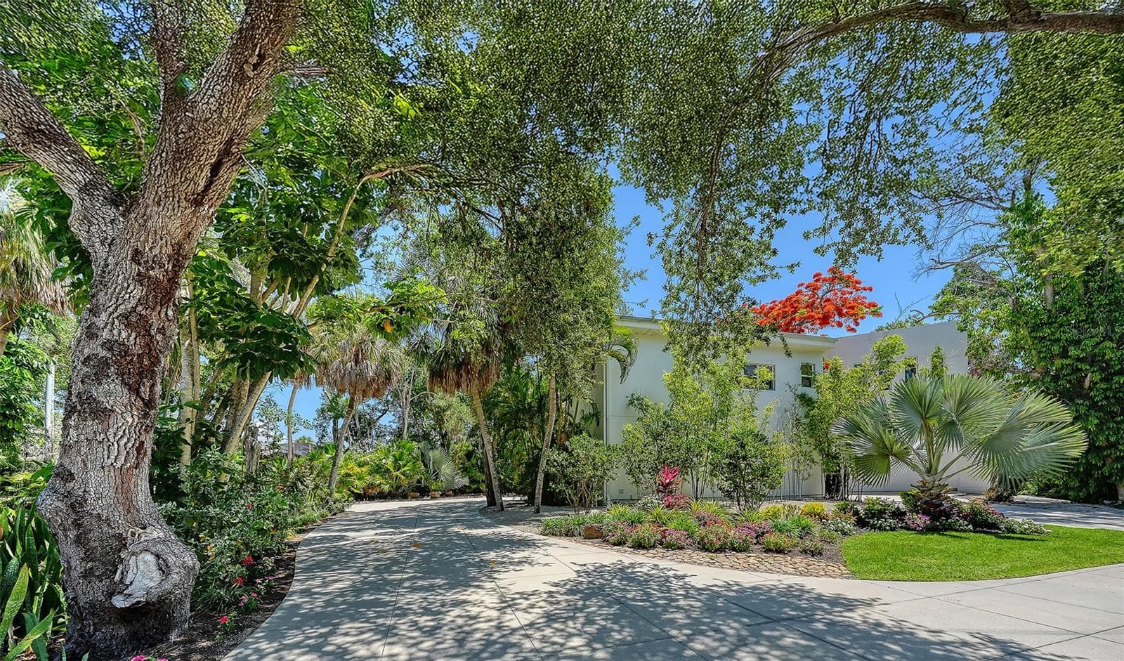 Garden - 4317 MIDNIGHT PASS RD, SARASOTA