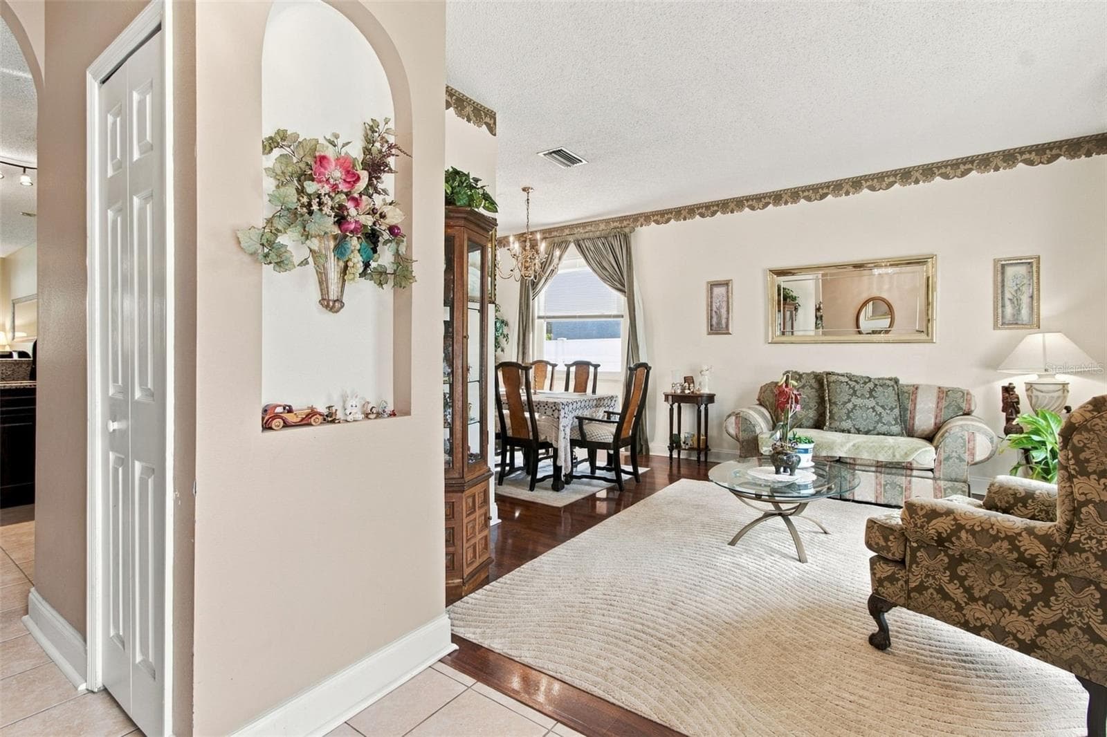 Single Family Residence at 10225 GOLDENBROOK WAY, TAMPA, photo 5 of 73