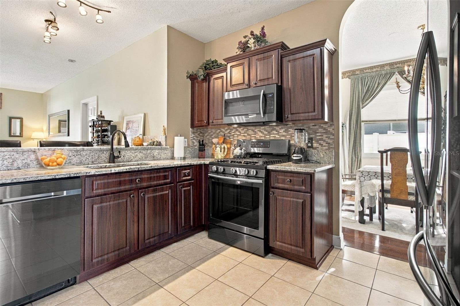 Single Family Residence at 10225 GOLDENBROOK WAY, TAMPA, photo 15 of 73