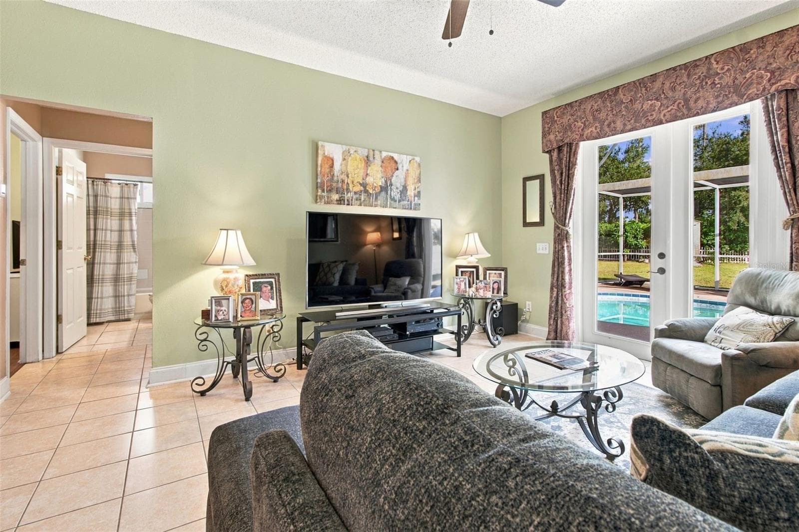Single Family Residence at 10225 GOLDENBROOK WAY, TAMPA, photo 25 of 73