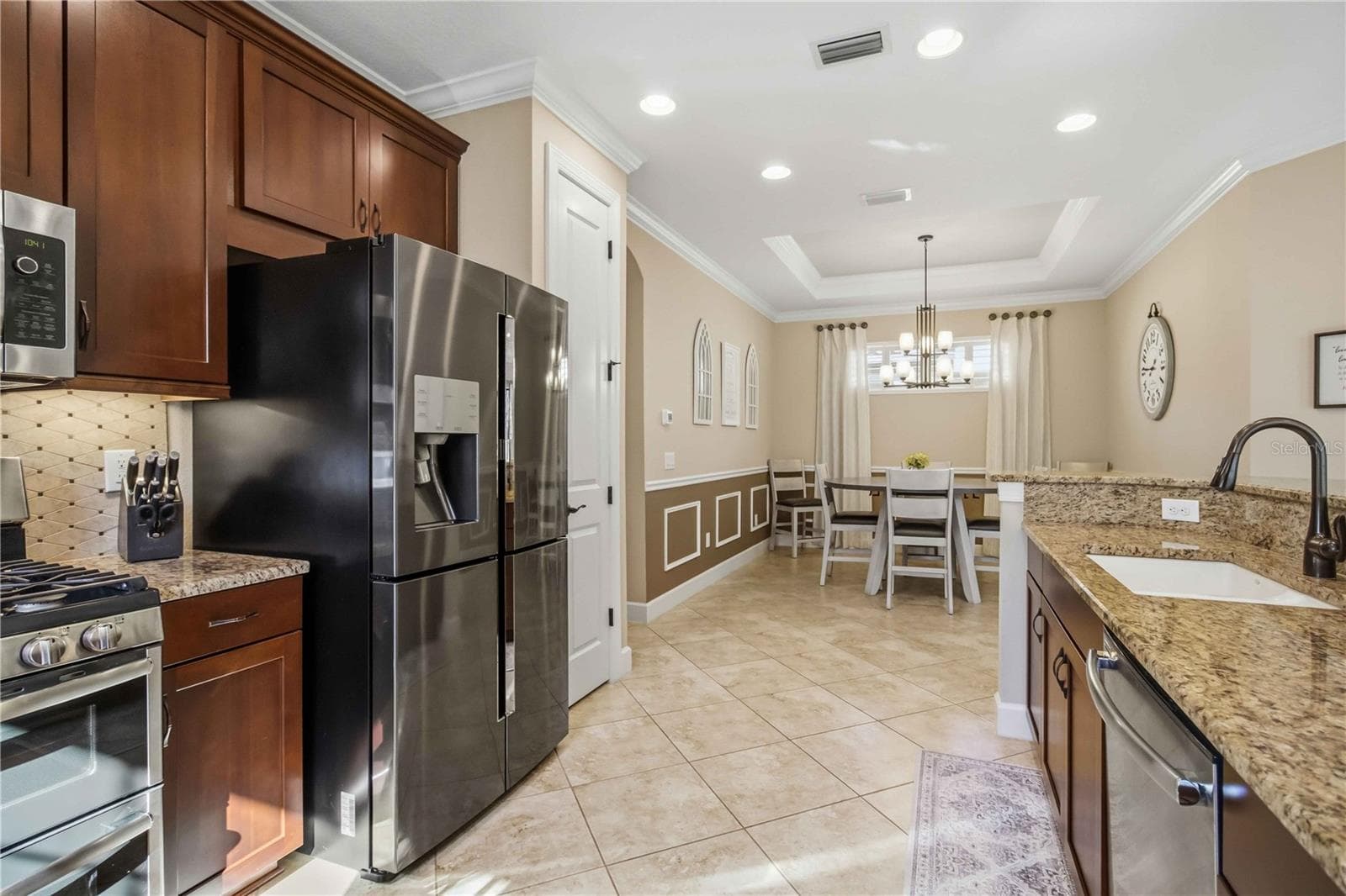 Single Family Residence at 5688 SEMOLINO ST, NOKOMIS, photo 14 of 75