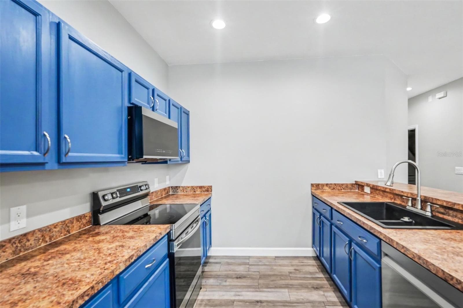 Single Family Residence at 8410 INDIAN LAUREL LN, BROOKSVILLE, photo 10 of 30