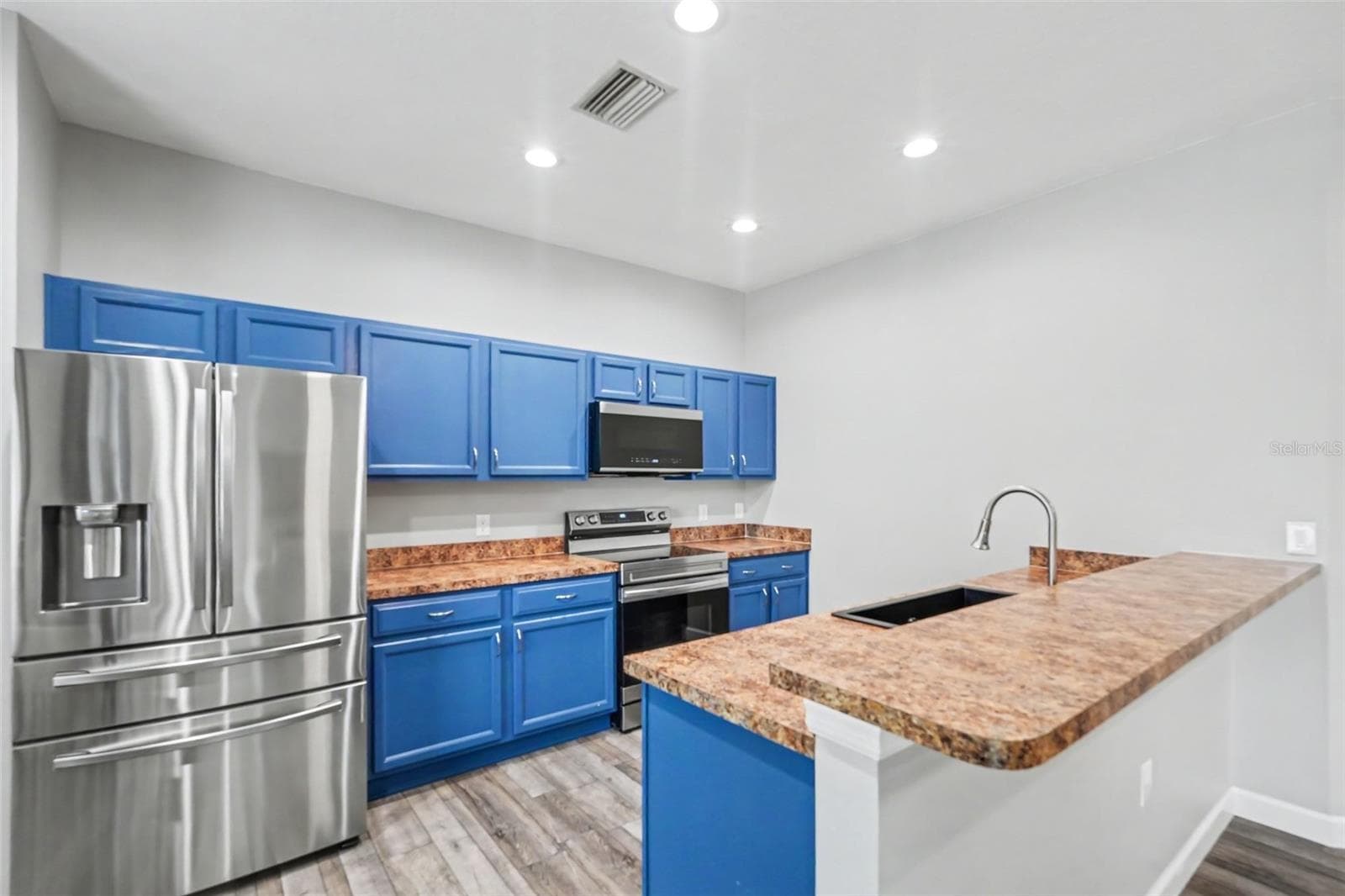 Single Family Residence at 8410 INDIAN LAUREL LN, BROOKSVILLE, photo 11 of 30