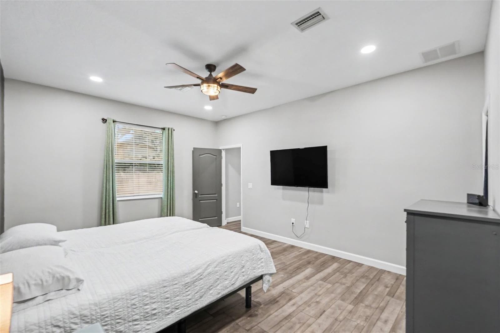 Single Family Residence at 8410 INDIAN LAUREL LN, BROOKSVILLE, photo 13 of 30