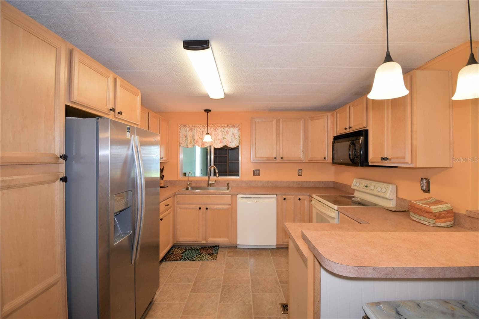 Manufactured Home at 4235 CEDARWOOD ST, WINTER HAVEN, photo 17 of 66