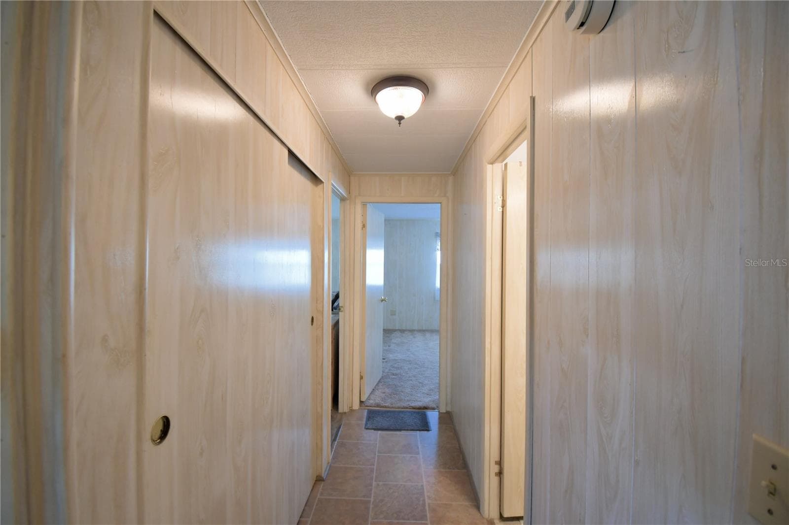 Manufactured Home at 4235 CEDARWOOD ST, WINTER HAVEN, photo 23 of 66