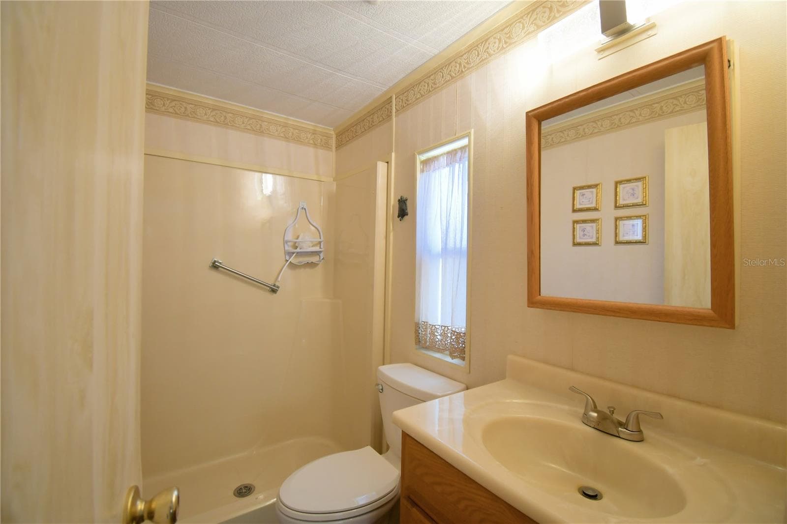 Manufactured Home at 4235 CEDARWOOD ST, WINTER HAVEN, photo 33 of 66