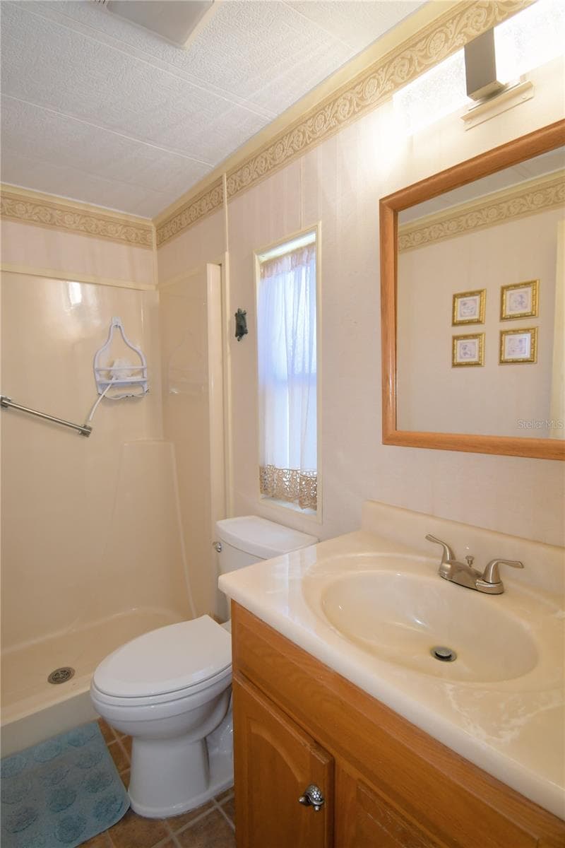 Manufactured Home at 4235 CEDARWOOD ST, WINTER HAVEN, photo 34 of 66