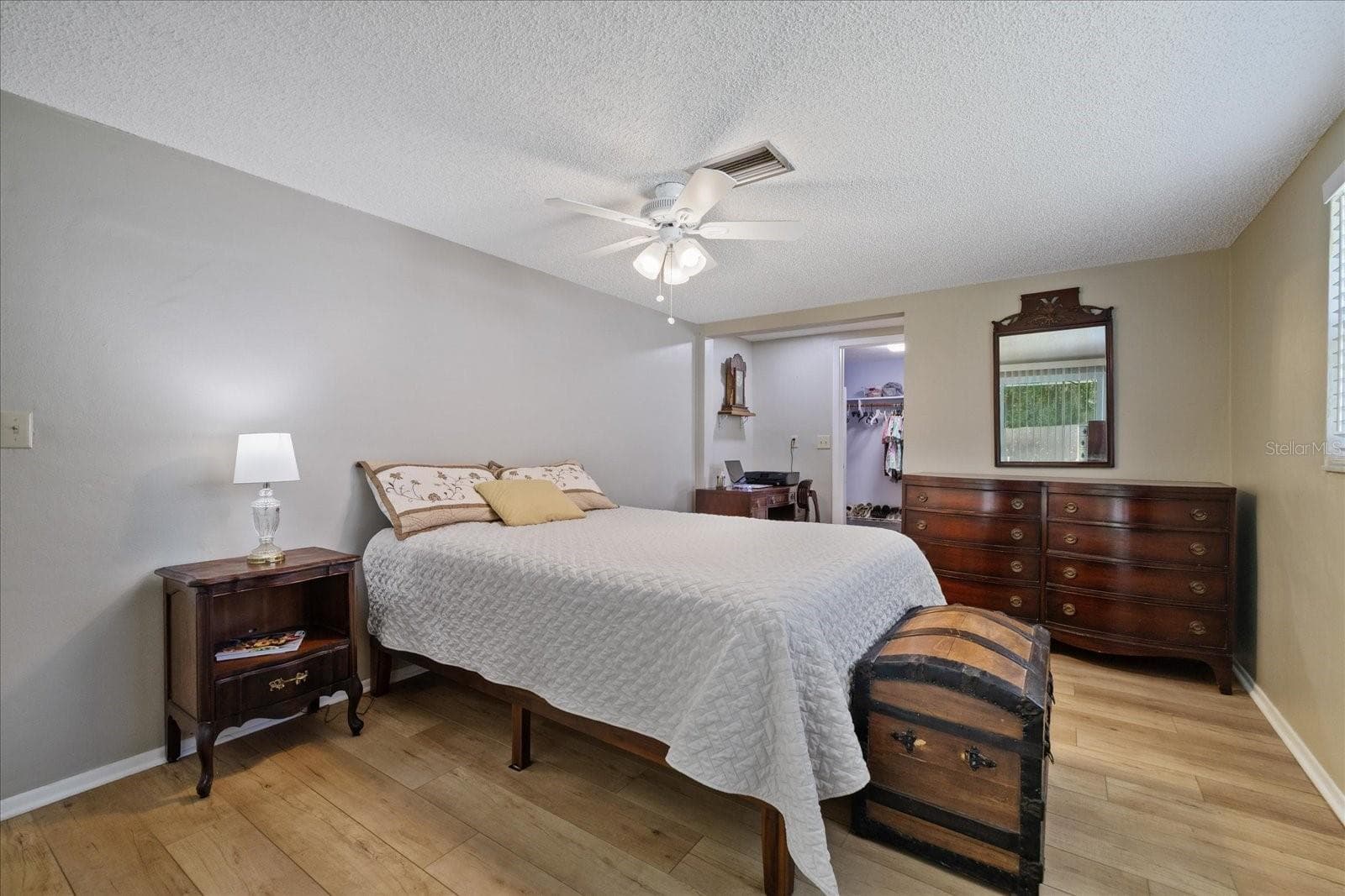 Primary bedroom - 8710 ARROWHEAD DR, HUDSON
