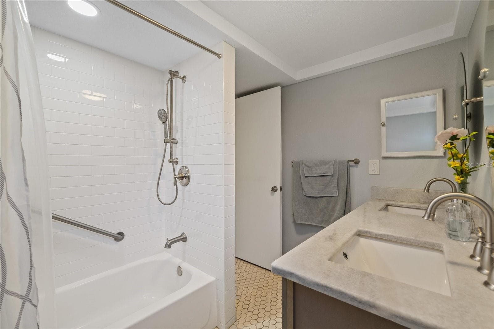 guest bathroom - 8710 ARROWHEAD DR, HUDSON