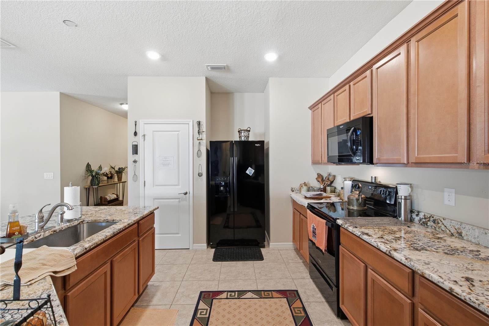 Single Family Residence at 11413 BRIGHTON KNOLL LOOP, RIVERVIEW, photo 7 of 25