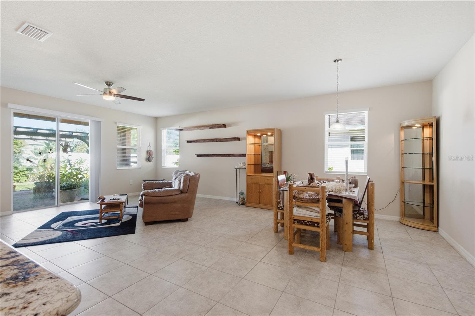 Single Family Residence at 11413 BRIGHTON KNOLL LOOP, RIVERVIEW, photo 8 of 25