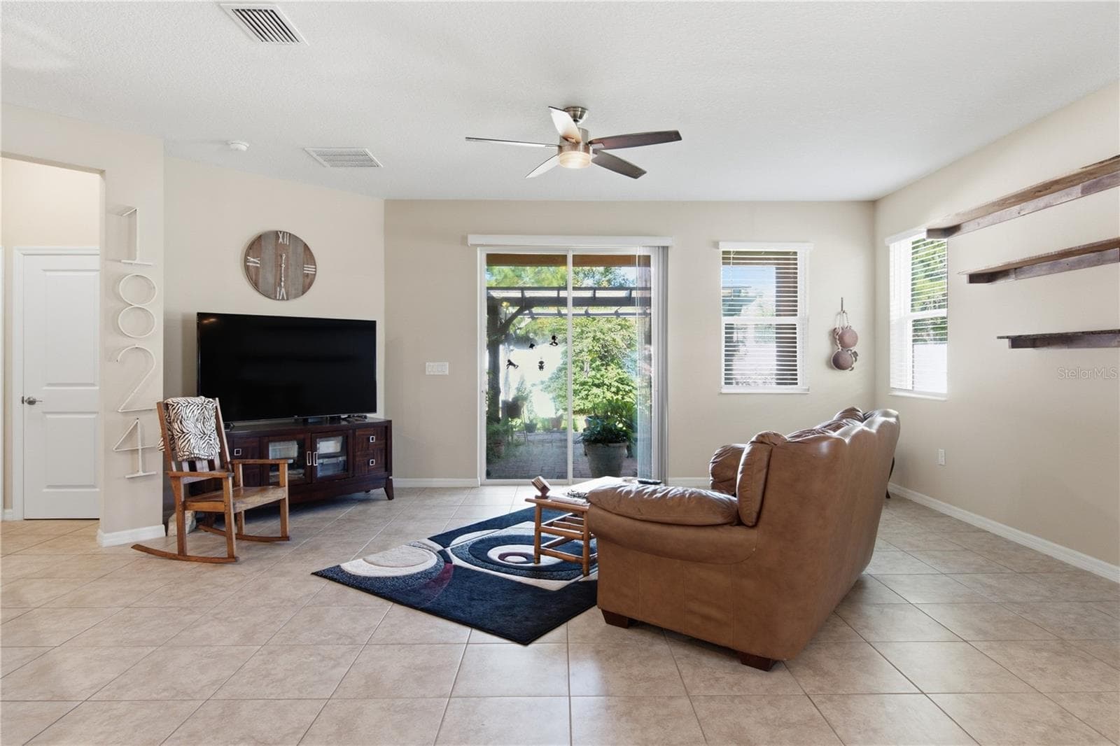 Single Family Residence at 11413 BRIGHTON KNOLL LOOP, RIVERVIEW, photo 9 of 25