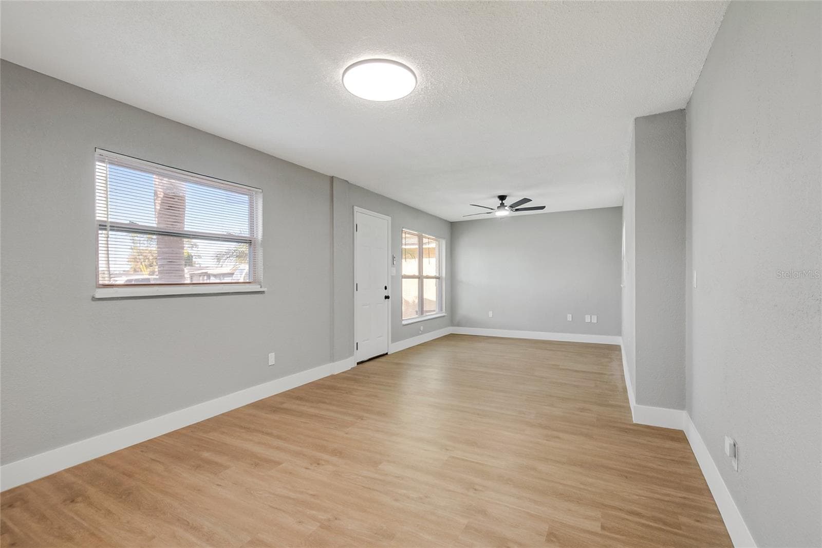 Single Family Residence at 327 AMADOR CIR, ORLANDO, photo 19 of 49