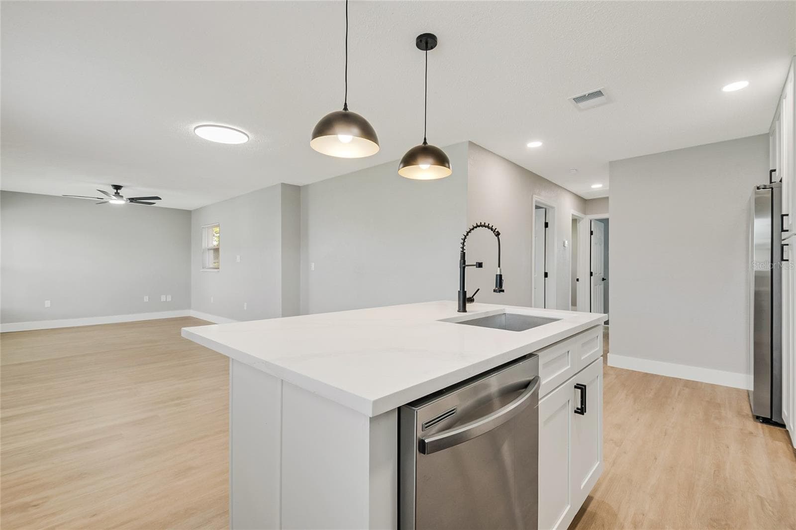 Single Family Residence at 327 AMADOR CIR, ORLANDO, photo 22 of 49