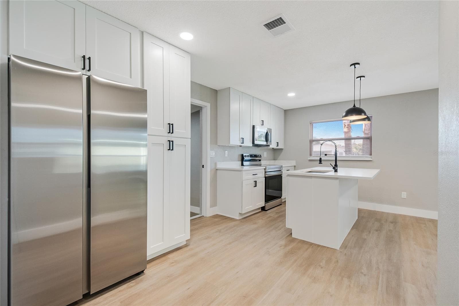 Single Family Residence at 327 AMADOR CIR, ORLANDO, photo 25 of 49