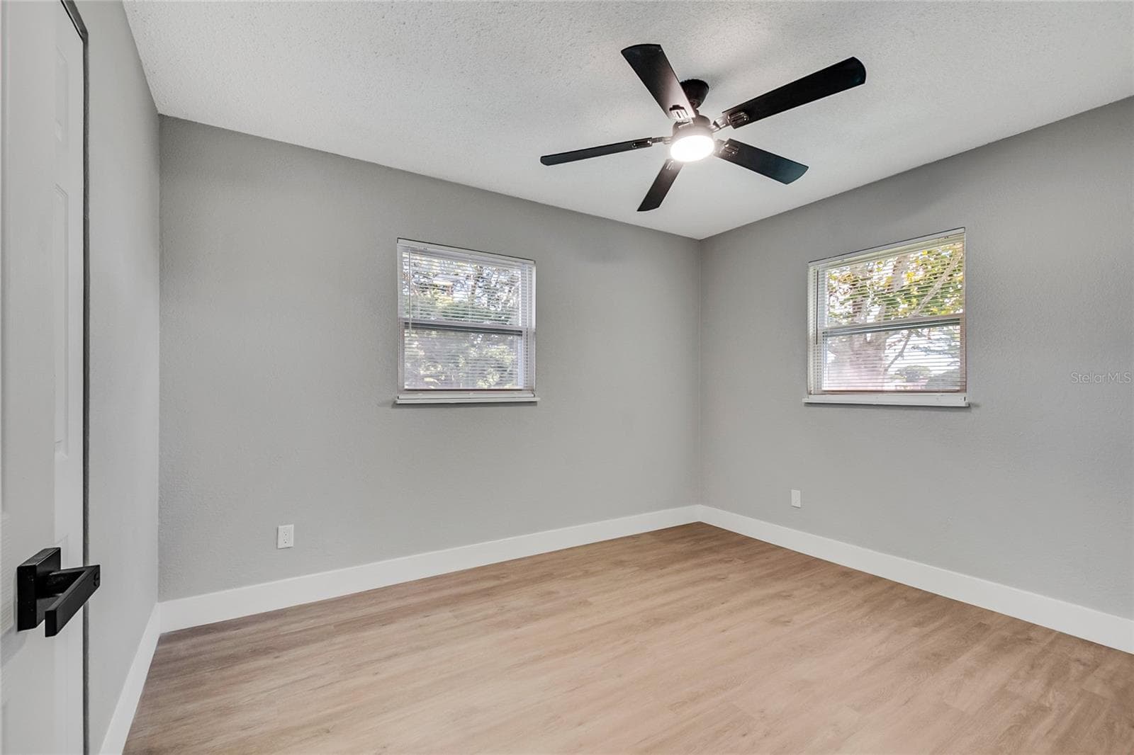 Single Family Residence at 327 AMADOR CIR, ORLANDO, photo 35 of 49