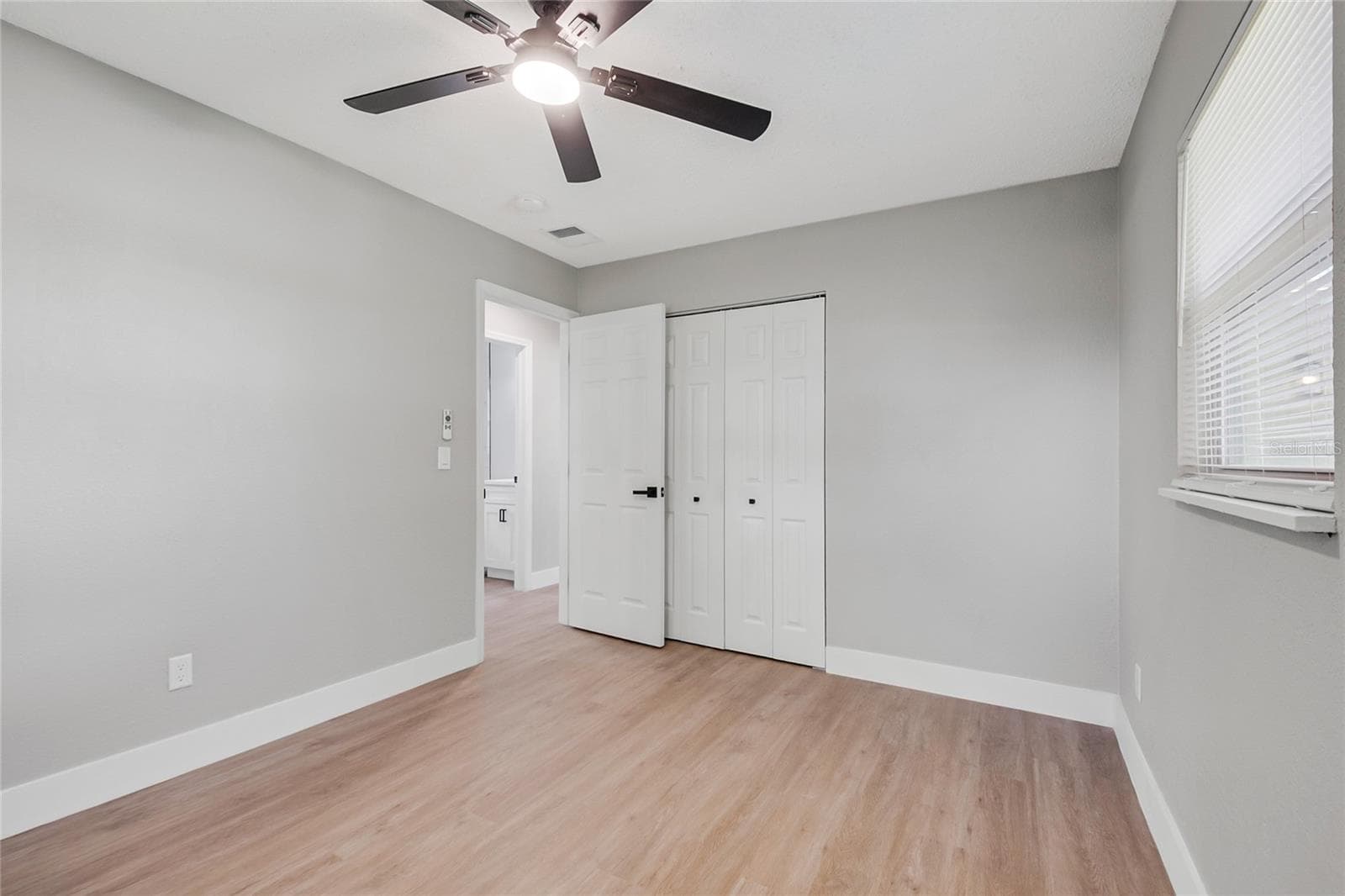 Single Family Residence at 327 AMADOR CIR, ORLANDO, photo 36 of 49