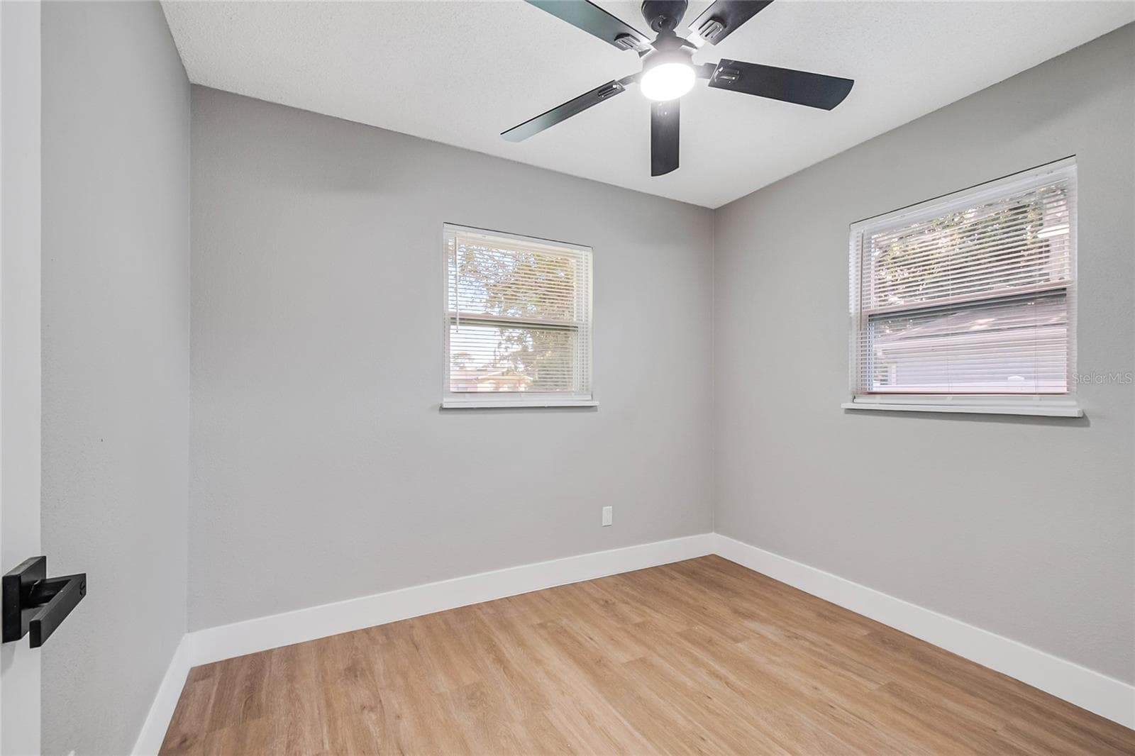 Single Family Residence at 327 AMADOR CIR, ORLANDO, photo 37 of 49