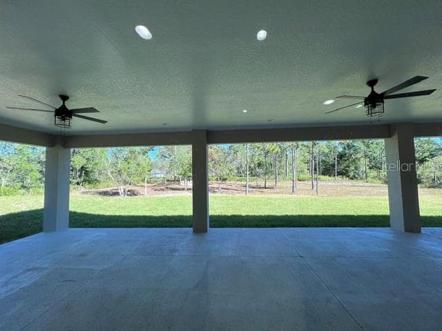 View to Outdoor Living Space - 18218 PALMDALE RD, WEEKI WACHEE
