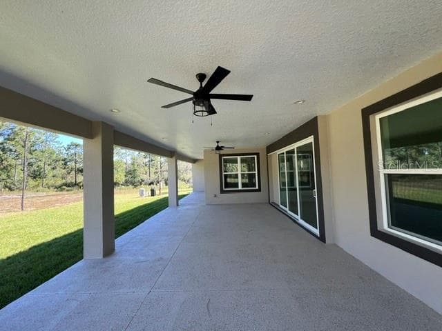 Outdoor Living Space - 18218 PALMDALE RD, WEEKI WACHEE