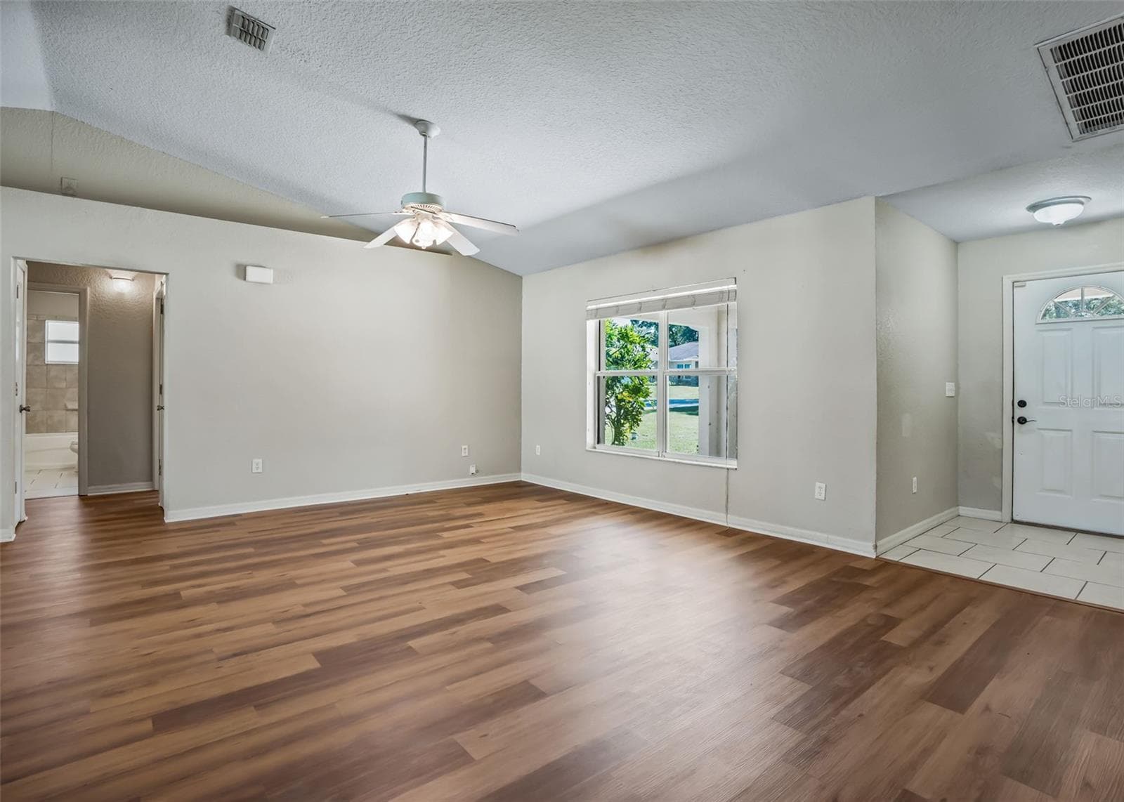 Single Family Residence at 9405 SE 161ST PL, SUMMERFIELD, photo 6 of 43