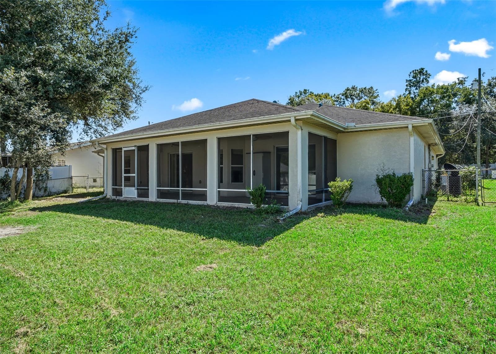 Single Family Residence at 9405 SE 161ST PL, SUMMERFIELD, photo 33 of 43