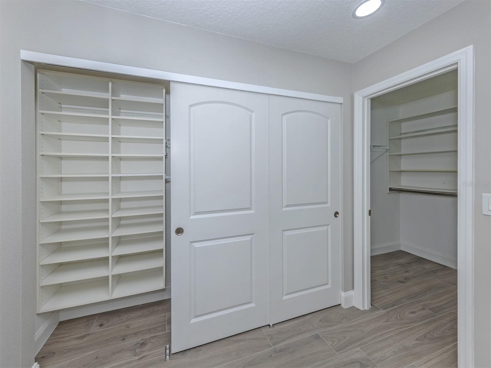 Condominium at 717 CARNOUSTIE TER #9, VENICE, photo 27 of 46