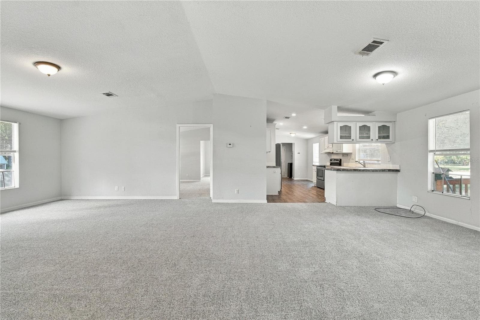 Manufactured Home at 1350 NW 114TH CT, OCALA, photo 4 of 39