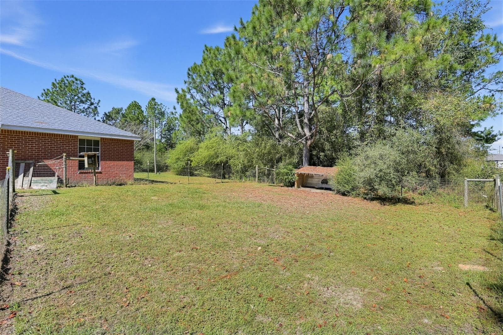 Single Family Residence at 8175 SHOOTER LN, LAUREL HILL, photo 21 of 22