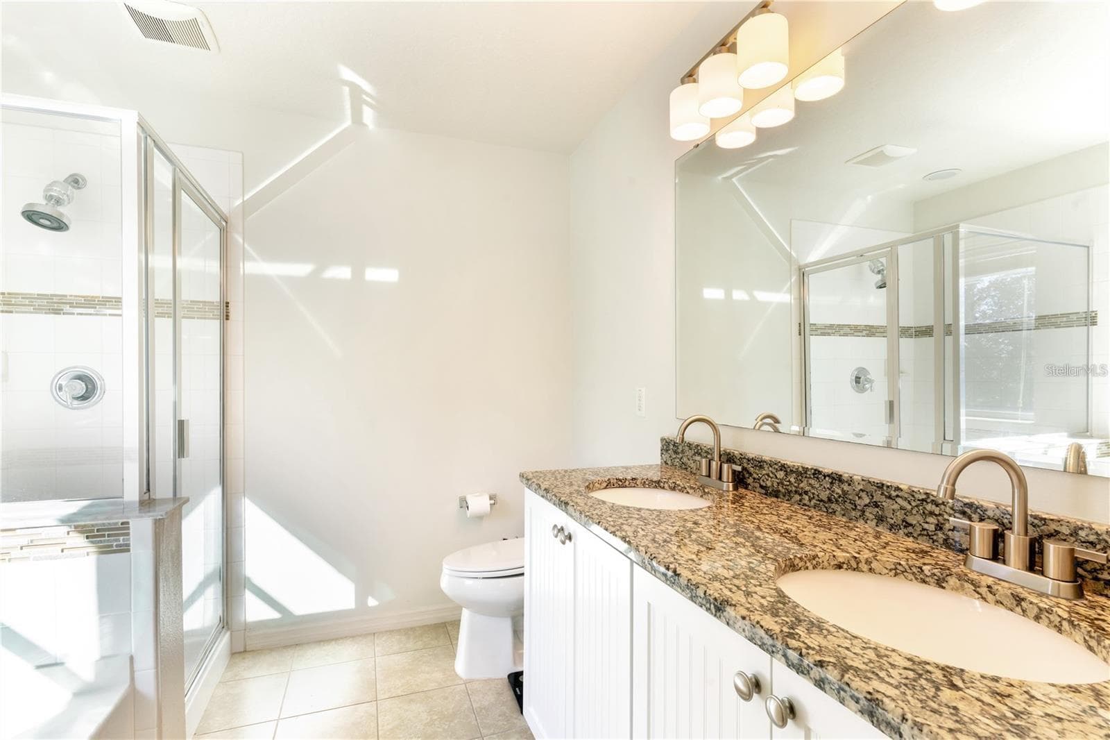 Single Family Residence at 11949 VERRAZANO DR DR, ORLANDO, photo 19 of 62