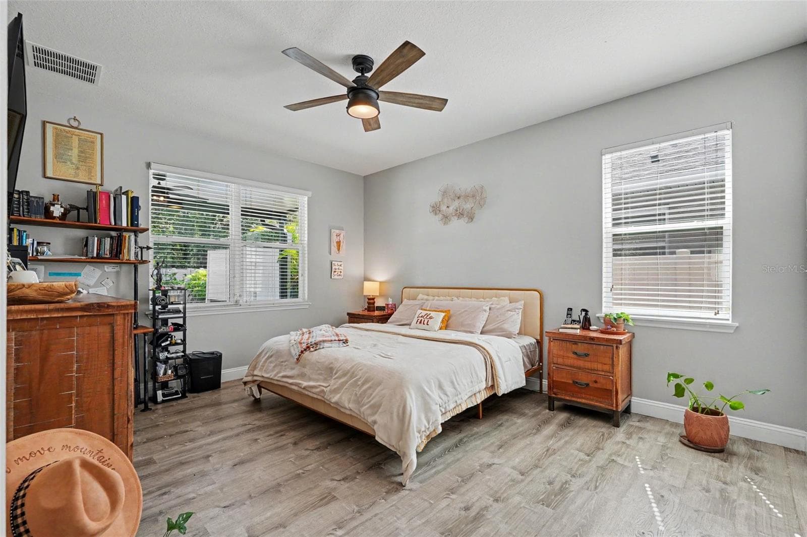 Single Family Residence at 11512 WARREN OAKS PL, RIVERVIEW, photo 15 of 37
