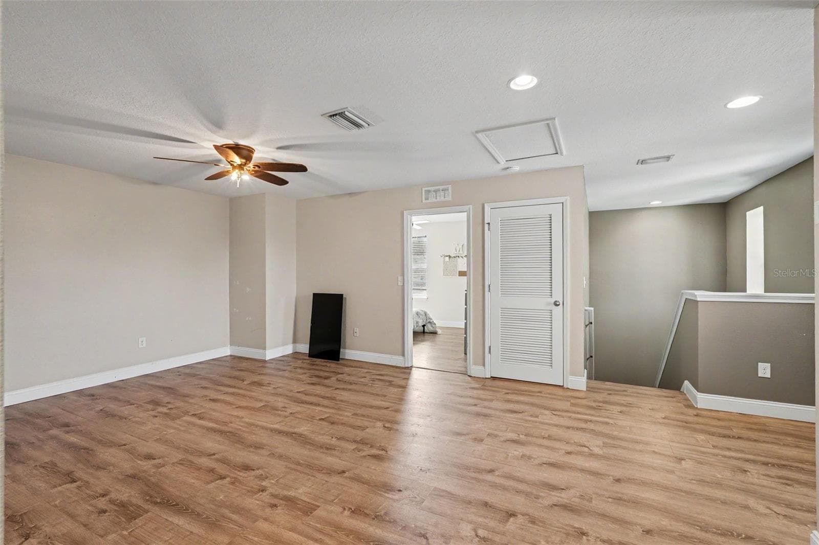 Single Family Residence at 11512 WARREN OAKS PL, RIVERVIEW, photo 22 of 37