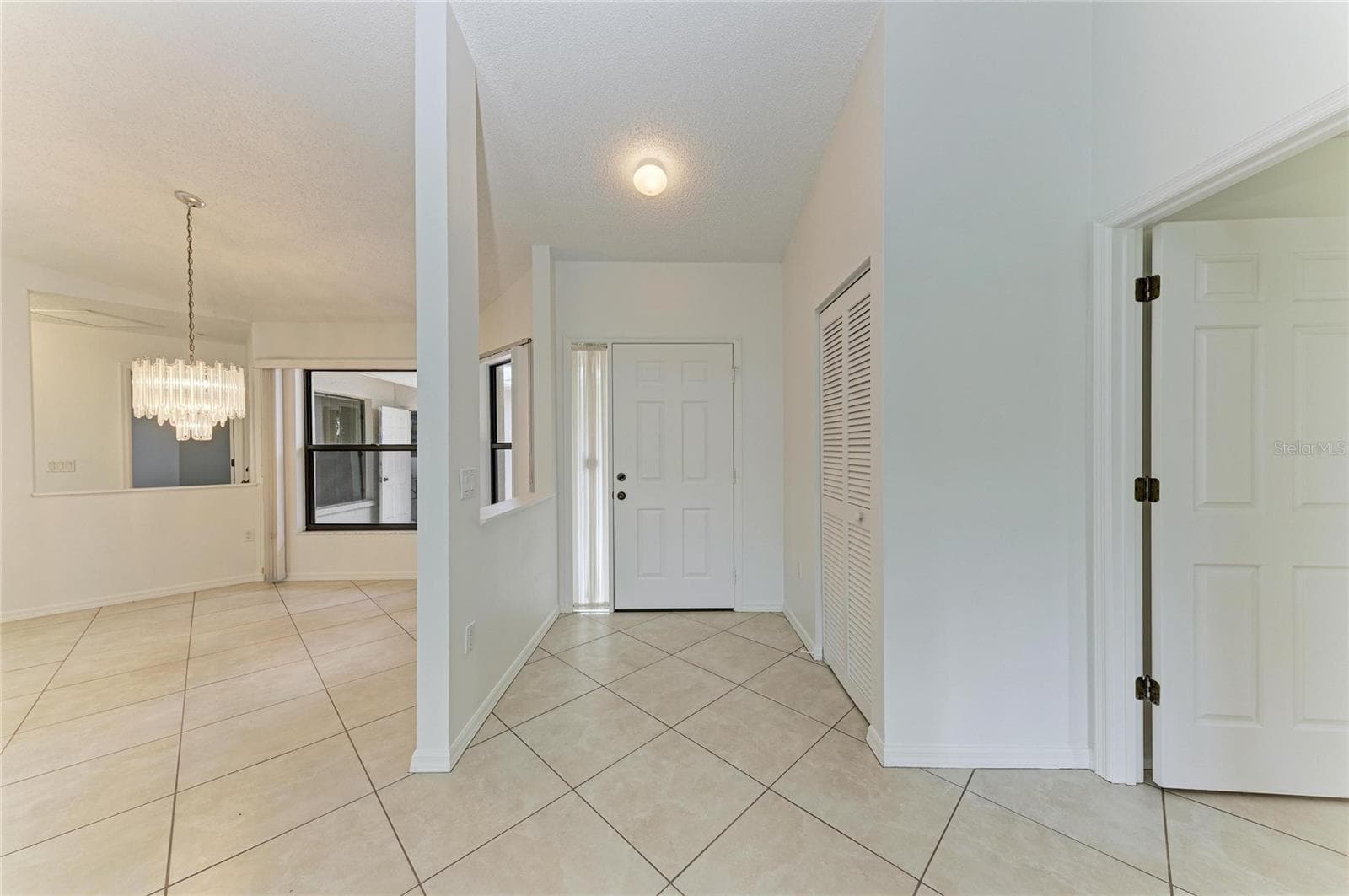 Condominium at 101 SOUTHAMPTON PL N #248, VENICE, photo 6 of 77