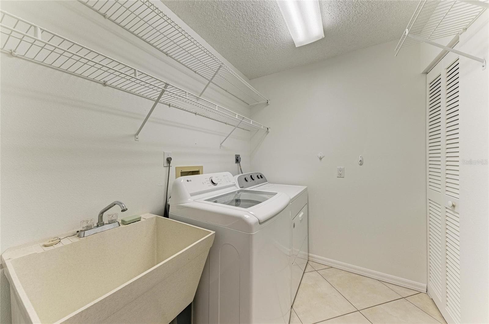 Condominium at 101 SOUTHAMPTON PL N #248, VENICE, photo 39 of 77