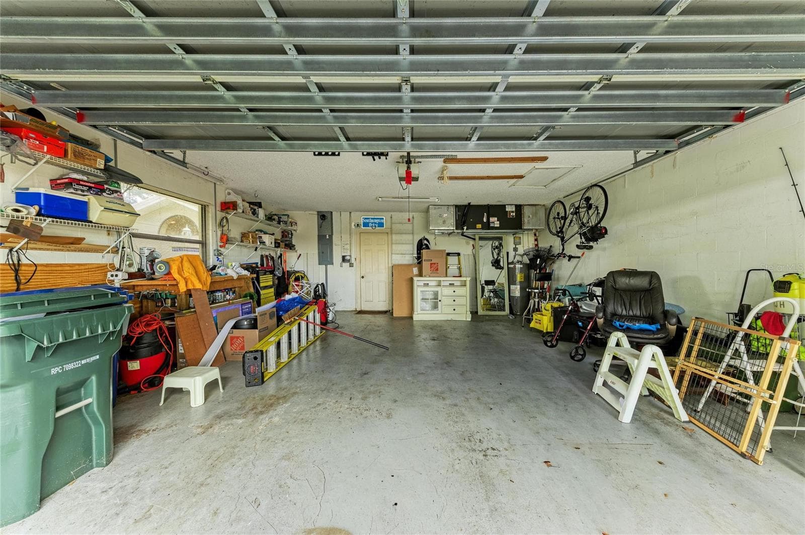 Garage - 101 SOUTHAMPTON PL N #248, VENICE