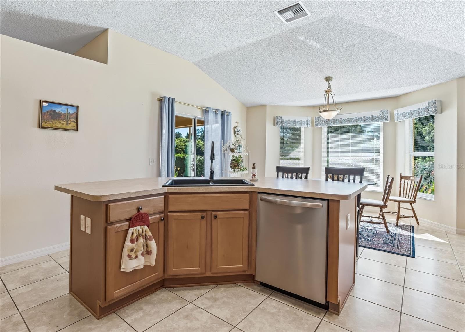 Single Family Residence at 3516 WHITING WAY, THE VILLAGES, photo 15 of 42