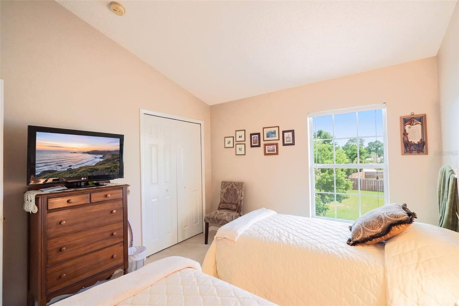 Single Family Residence at 8352 LAKE AMHURST TRL, ORLANDO, photo 24 of 39