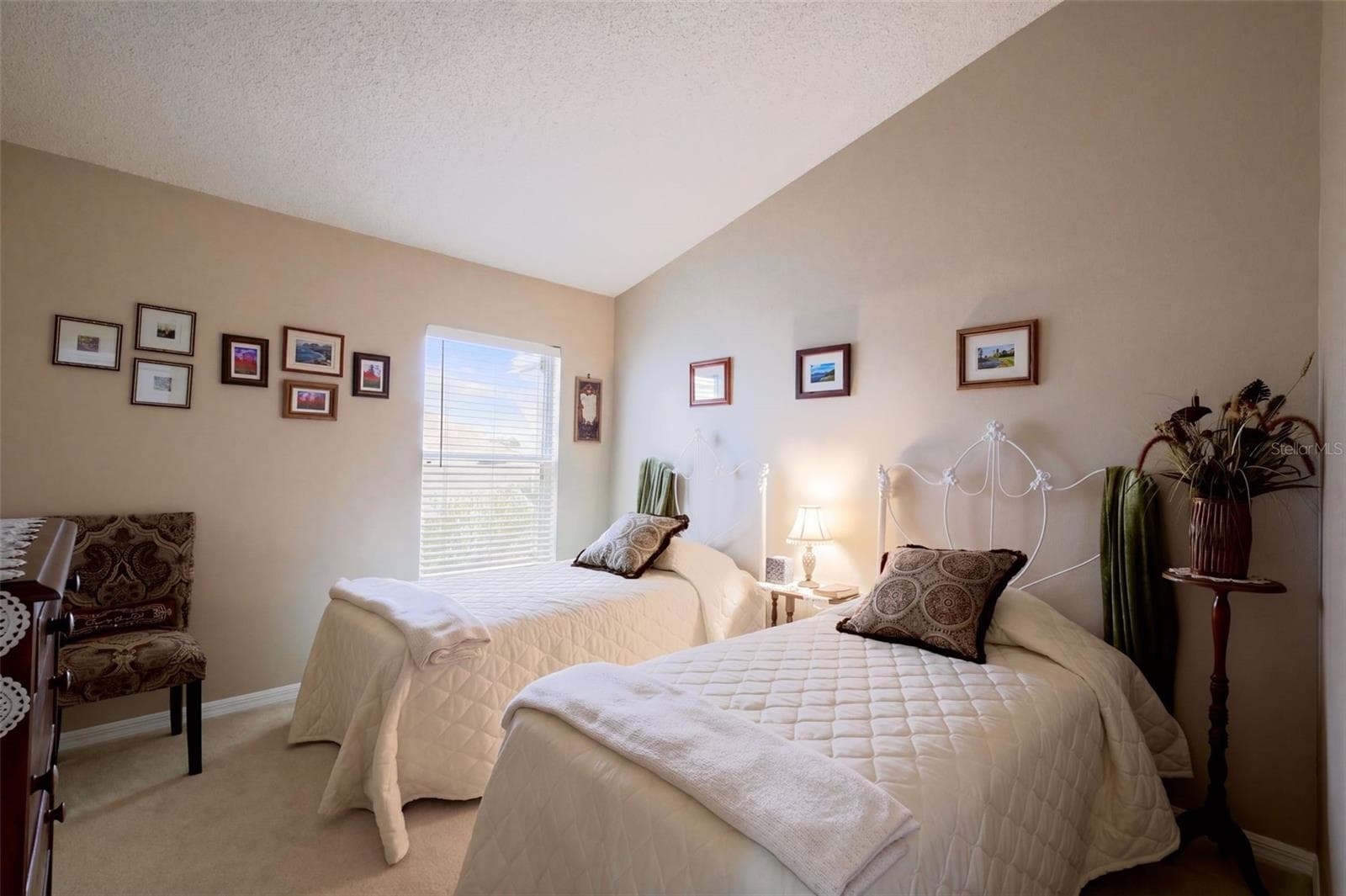 Single Family Residence at 8352 LAKE AMHURST TRL, ORLANDO, photo 25 of 39