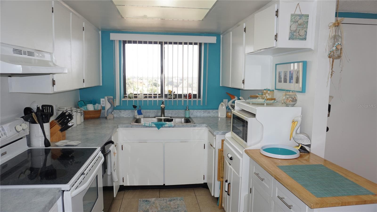 Condominium at 6009 SEA RANCH DR #301, HUDSON, photo 3 of 26