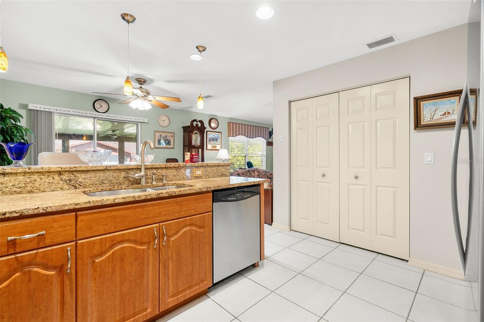 Single Family Residence at 3806 69TH ST E, PALMETTO, photo 16 of 36